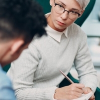 Diagnoza i terapia logopedyczna dzieci i młodzieży - 50 min.